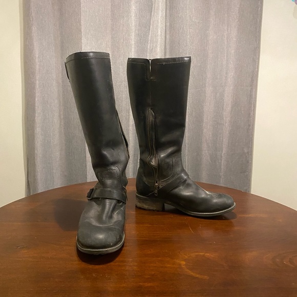 Ugg rider boots. - Picture 2 of 5